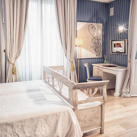 Hotel Palazzo Guiscardo 4*