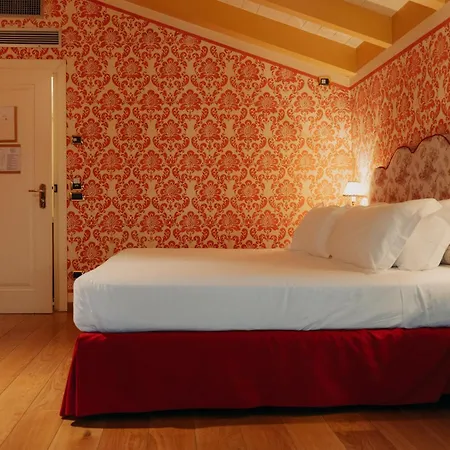 Hotel Palazzo Guiscardo 4*