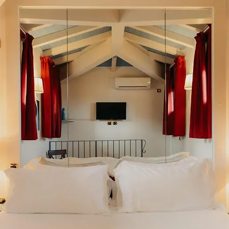 Palazzo Guiscardo Hotel Pietrasanta