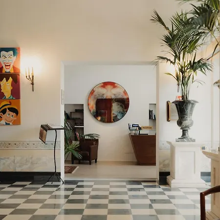 Palazzo Guiscardo 4* Pietrasanta
